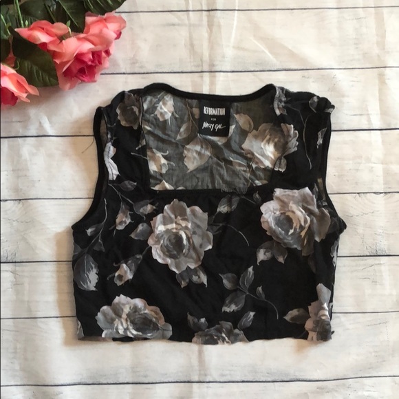 Reformation Tops - Reformation for Nasty Gal Floral Cropped Top